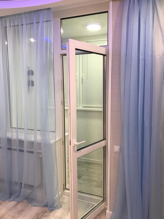 קייב Luxe Apartment On Drahomanova מראה חיצוני תמונה