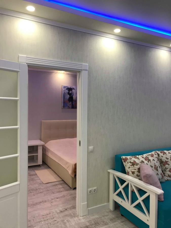 קייב Luxe Apartment On Drahomanova מראה חיצוני תמונה